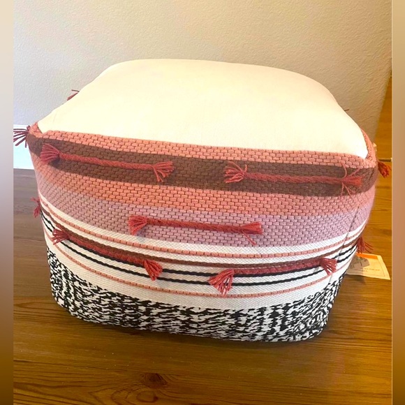 Ottomans - opalhouse - Picture 2 of 4